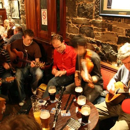 Sliabh Liag Inn Carrick  Eksteriør bilde