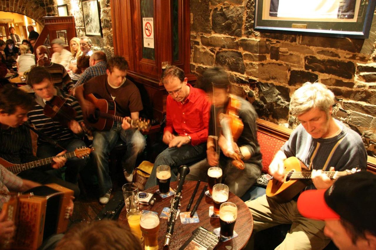 Sliabh Liag Inn Carrick  Eksteriør bilde